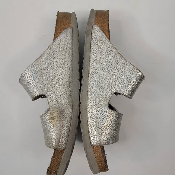 Birkenstock Birkis Sz 38 Arizona Sandals Silver Textured Double Buckle - Picture 3 of 8